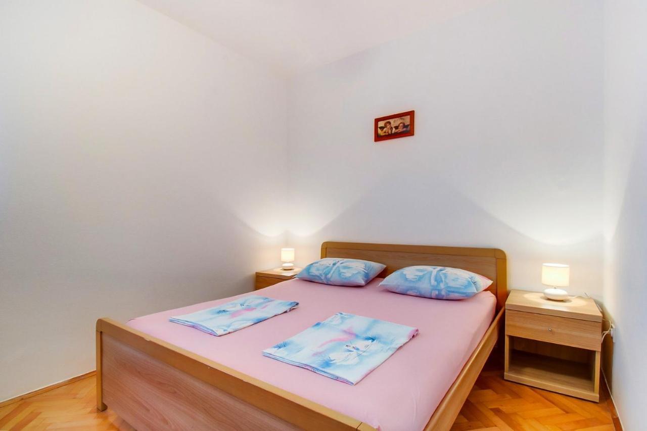 Apartments With A Parking Space Mali Lošinj Exterior foto